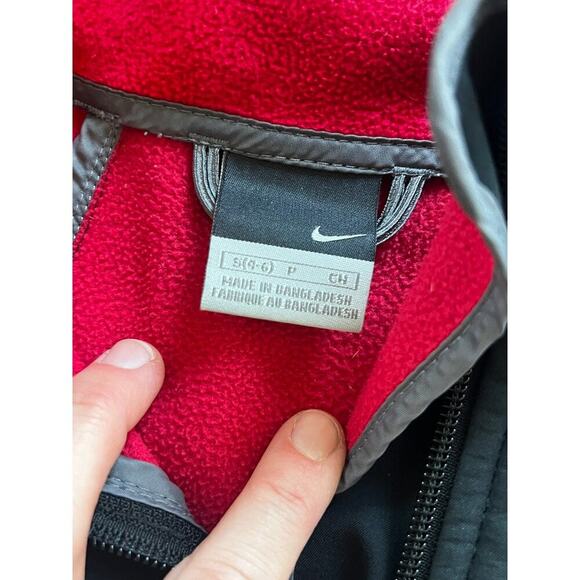 Nike size small womens black zip up warm jacket with zip up pkts fall activewear - Picture 4 of 7